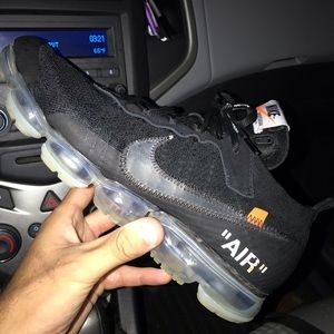 Nike x off white vapormax size 13